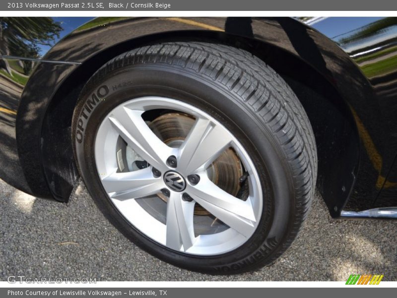 Black / Cornsilk Beige 2013 Volkswagen Passat 2.5L SE