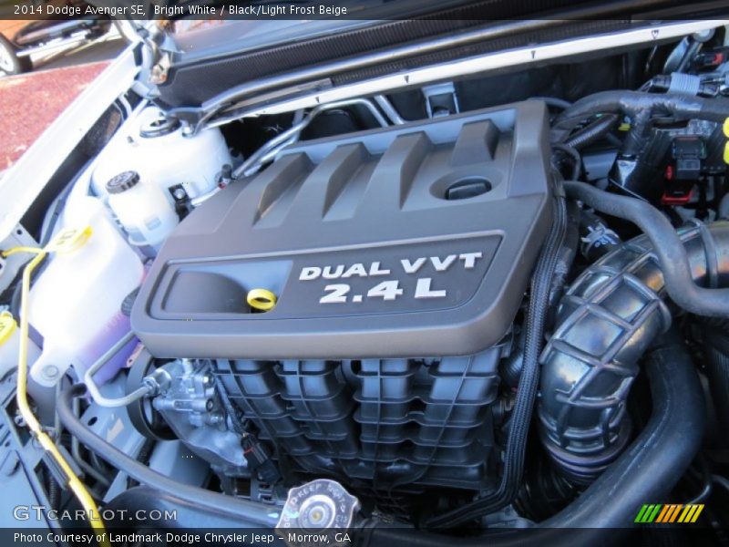 Bright White / Black/Light Frost Beige 2014 Dodge Avenger SE