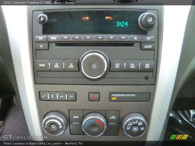 White / Ebony 2012 Chevrolet Traverse LT AWD