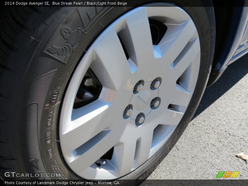 Blue Streak Pearl / Black/Light Frost Beige 2014 Dodge Avenger SE