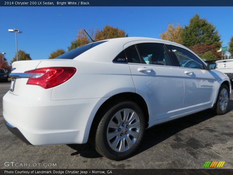 Bright White / Black 2014 Chrysler 200 LX Sedan
