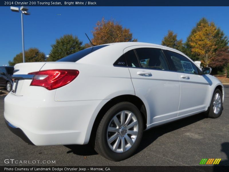 Bright White / Black 2014 Chrysler 200 Touring Sedan