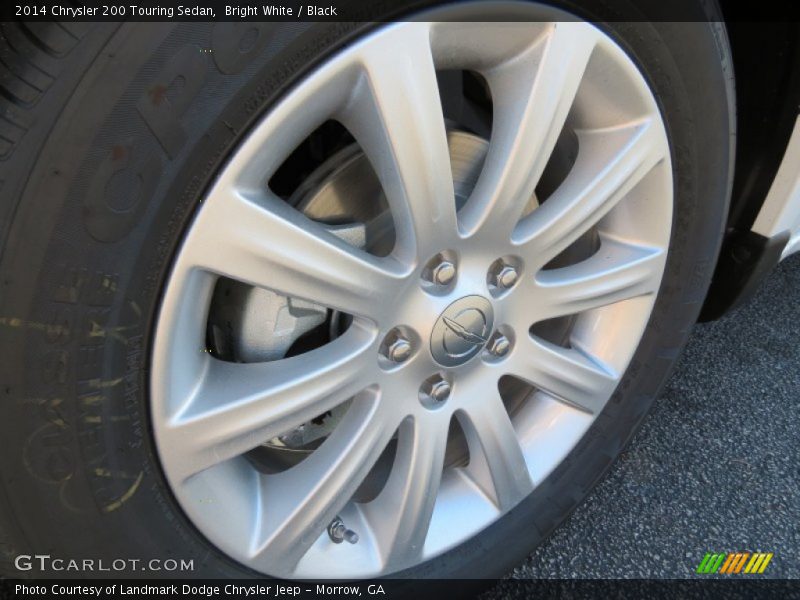 Bright White / Black 2014 Chrysler 200 Touring Sedan