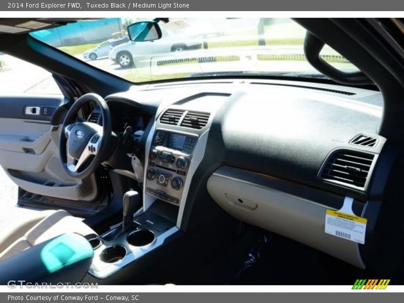 Tuxedo Black / Medium Light Stone 2014 Ford Explorer FWD