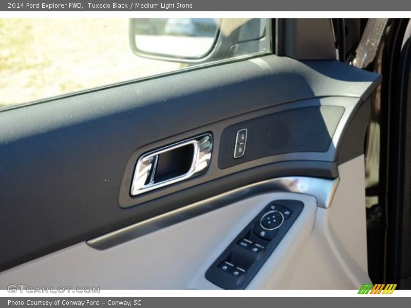 Tuxedo Black / Medium Light Stone 2014 Ford Explorer FWD