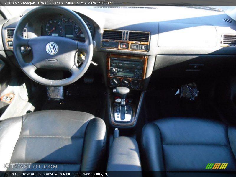 Silver Arrow Metallic / Black 2000 Volkswagen Jetta GLS Sedan