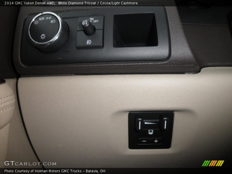 White Diamond Tricoat / Cocoa/Light Cashmere 2014 GMC Yukon Denali AWD