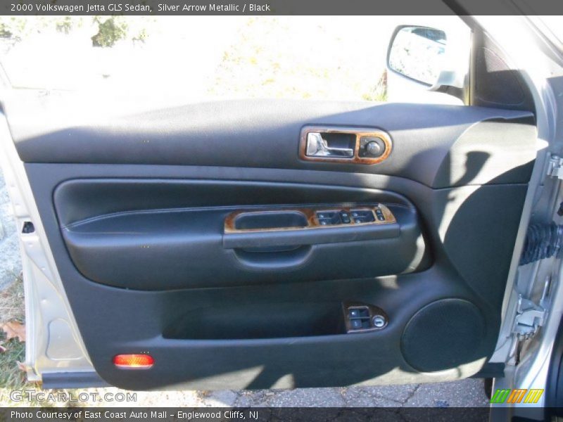 Silver Arrow Metallic / Black 2000 Volkswagen Jetta GLS Sedan