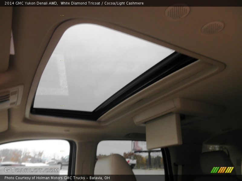 White Diamond Tricoat / Cocoa/Light Cashmere 2014 GMC Yukon Denali AWD