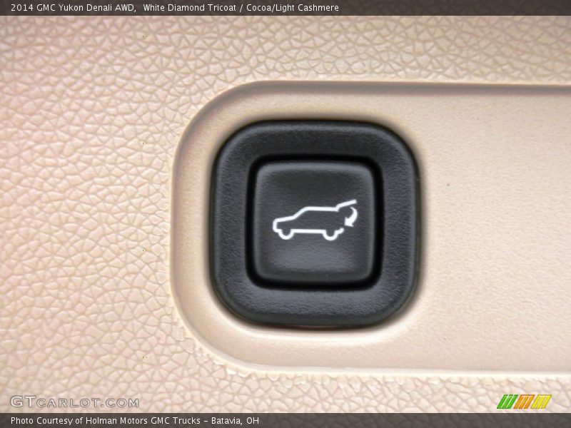 White Diamond Tricoat / Cocoa/Light Cashmere 2014 GMC Yukon Denali AWD