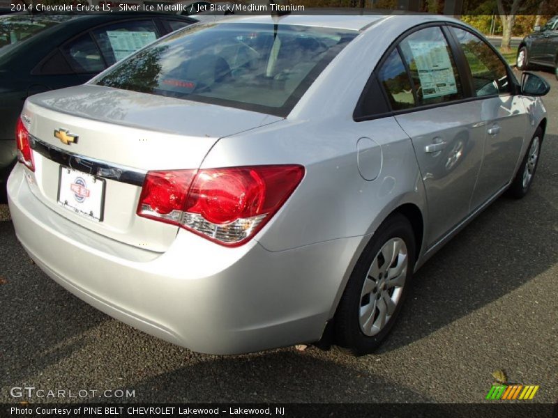 Silver Ice Metallic / Jet Black/Medium Titanium 2014 Chevrolet Cruze LS