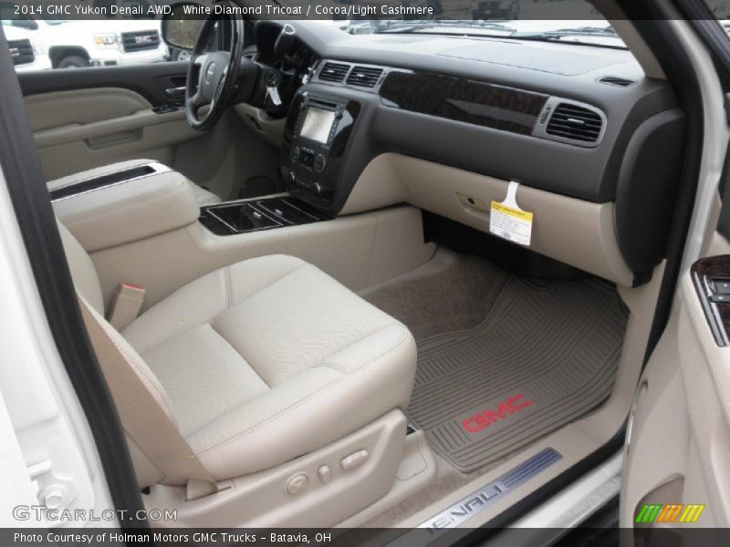 White Diamond Tricoat / Cocoa/Light Cashmere 2014 GMC Yukon Denali AWD