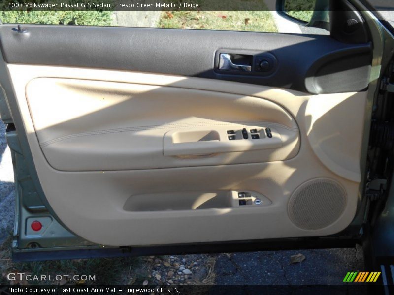 Fresco Green Metallic / Beige 2003 Volkswagen Passat GLS Sedan
