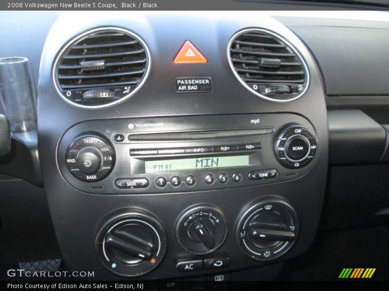 Black / Black 2008 Volkswagen New Beetle S Coupe