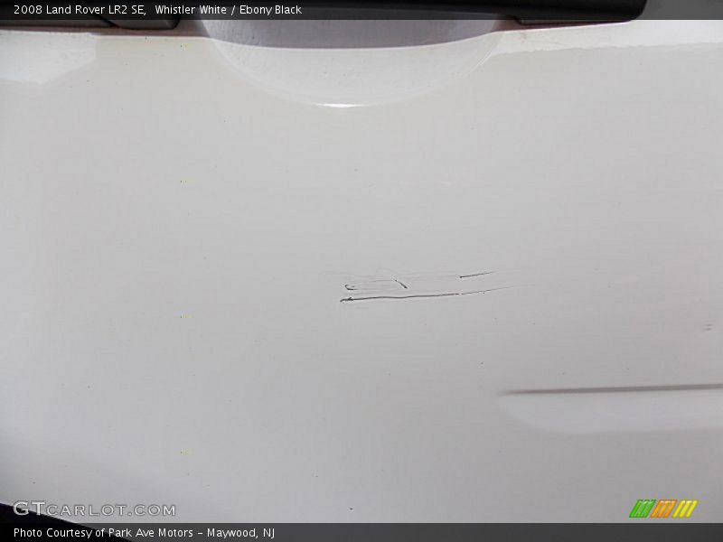 Whistler White / Ebony Black 2008 Land Rover LR2 SE
