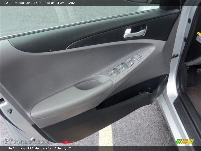 Radiant Silver / Gray 2013 Hyundai Sonata GLS