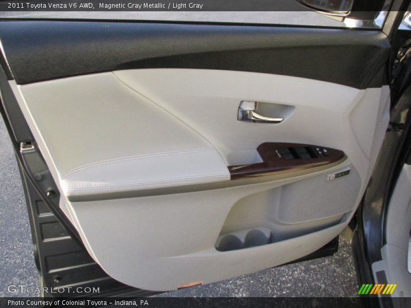 Magnetic Gray Metallic / Light Gray 2011 Toyota Venza V6 AWD