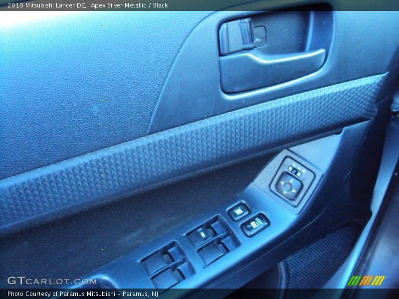 Apex Silver Metallic / Black 2010 Mitsubishi Lancer DE