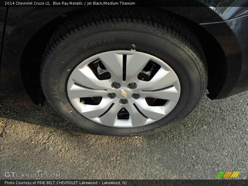 Blue Ray Metallic / Jet Black/Medium Titanium 2014 Chevrolet Cruze LS