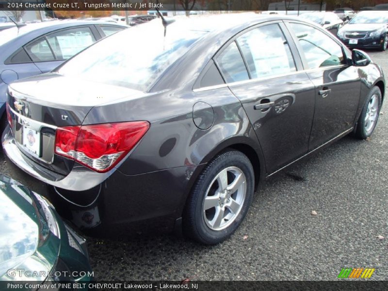 Tungsten Metallic / Jet Black 2014 Chevrolet Cruze LT