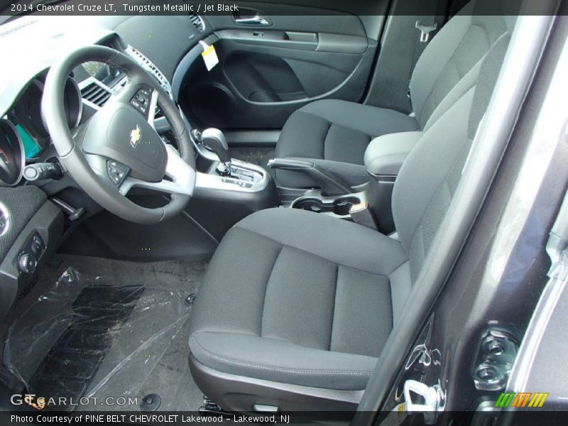 Tungsten Metallic / Jet Black 2014 Chevrolet Cruze LT