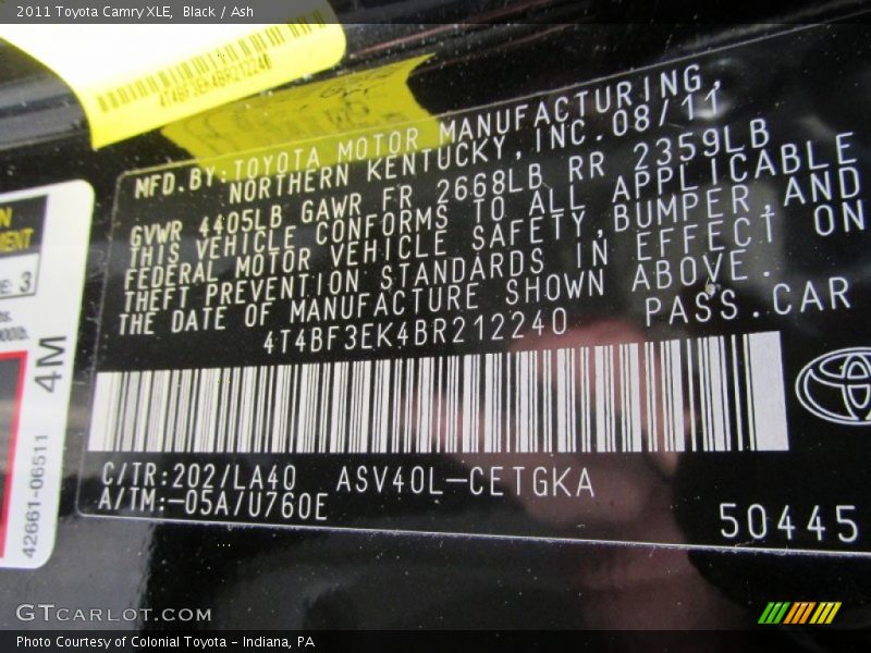 Black / Ash 2011 Toyota Camry XLE