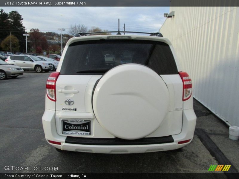 Super White / Ash 2012 Toyota RAV4 I4 4WD