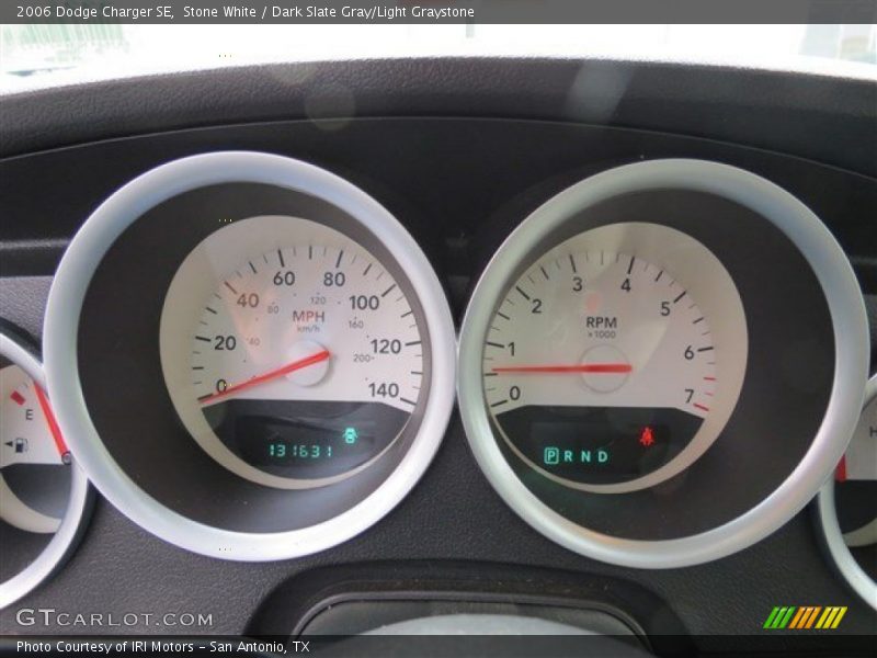 Stone White / Dark Slate Gray/Light Graystone 2006 Dodge Charger SE