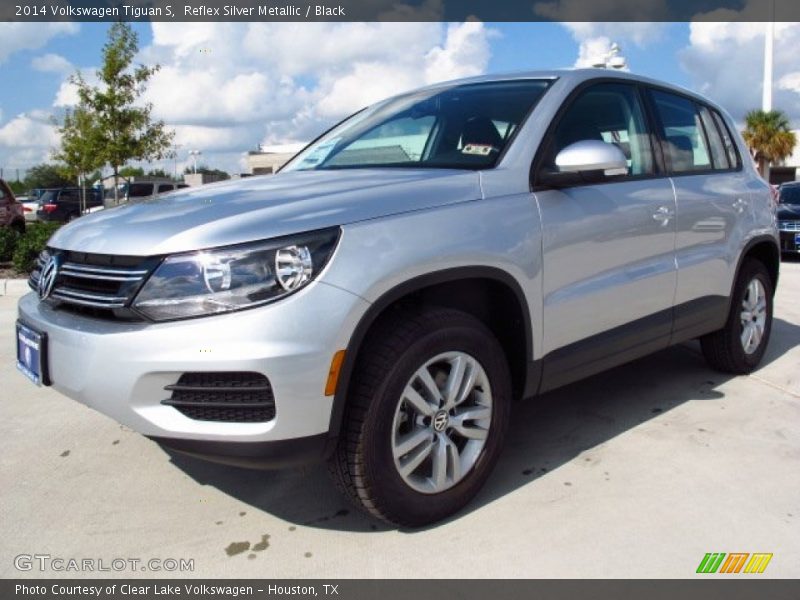 Reflex Silver Metallic / Black 2014 Volkswagen Tiguan S