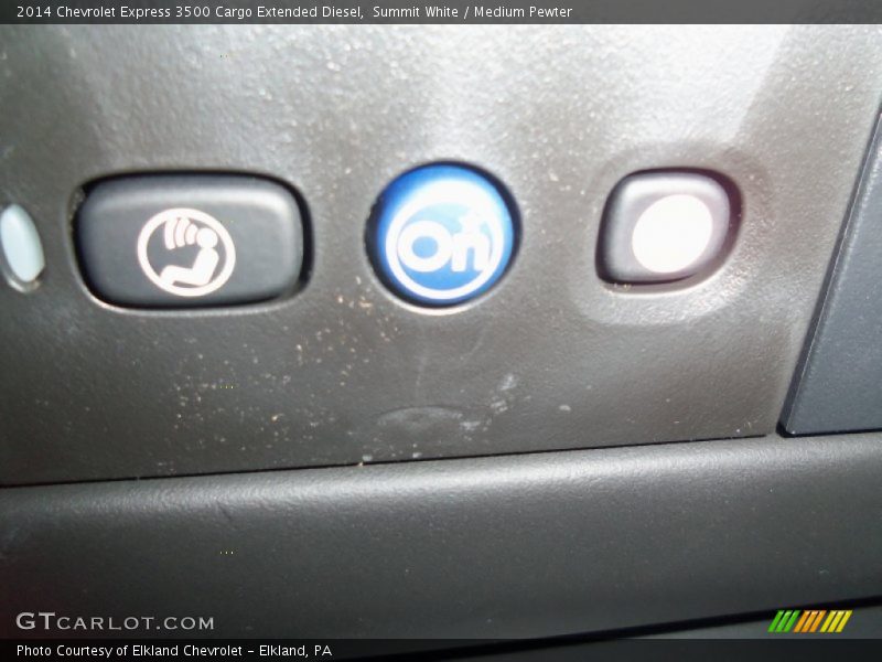 Summit White / Medium Pewter 2014 Chevrolet Express 3500 Cargo Extended Diesel