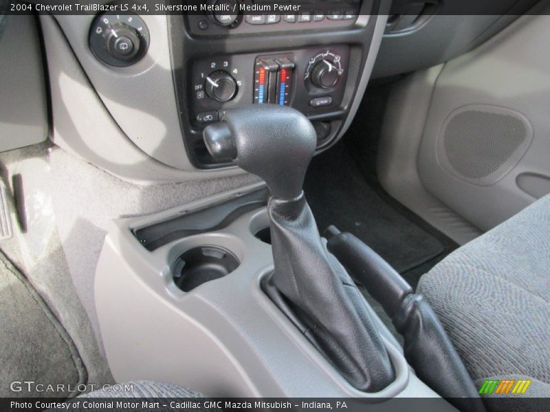 Silverstone Metallic / Medium Pewter 2004 Chevrolet TrailBlazer LS 4x4