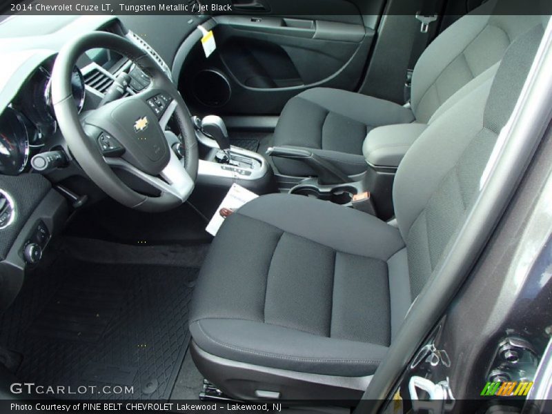 Tungsten Metallic / Jet Black 2014 Chevrolet Cruze LT