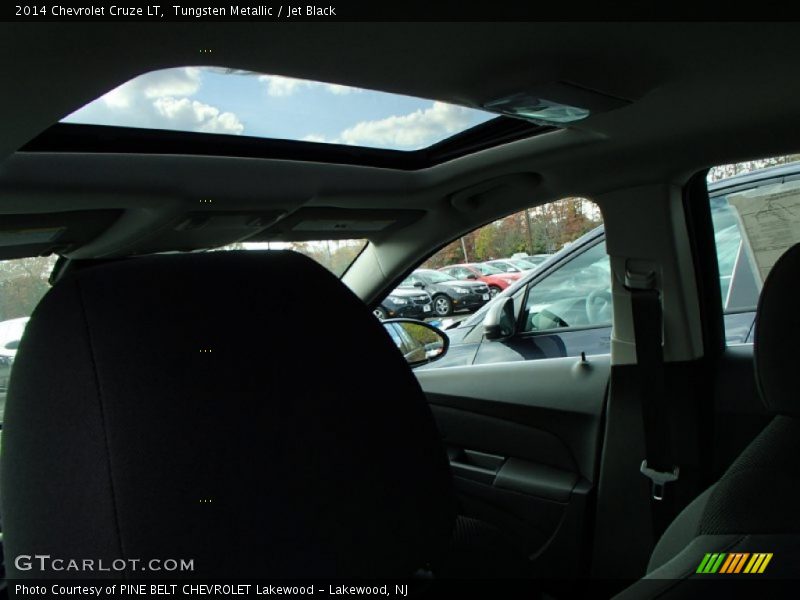 Tungsten Metallic / Jet Black 2014 Chevrolet Cruze LT
