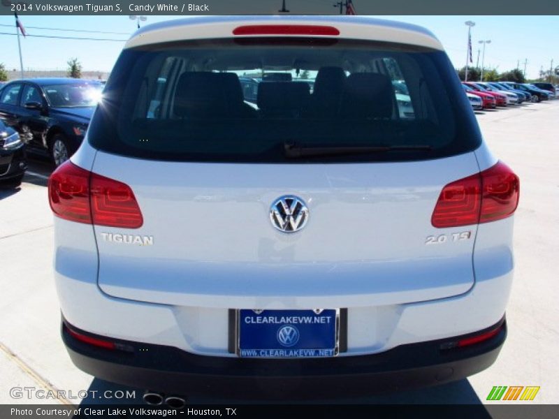Candy White / Black 2014 Volkswagen Tiguan S