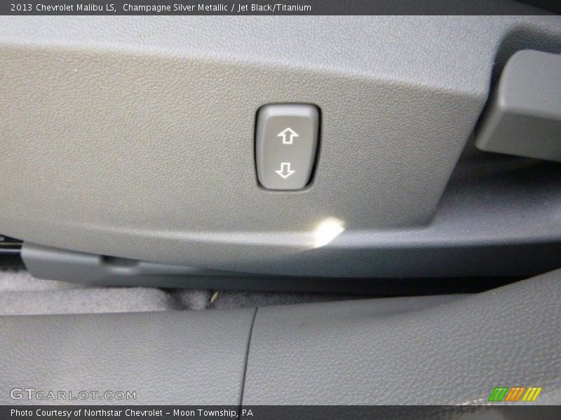 Champagne Silver Metallic / Jet Black/Titanium 2013 Chevrolet Malibu LS