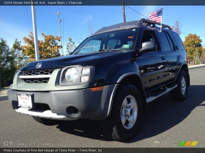 Super Black / Charcoal 2004 Nissan Xterra XE 4x4