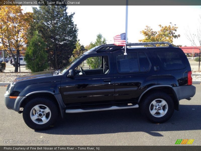 Super Black / Charcoal 2004 Nissan Xterra XE 4x4