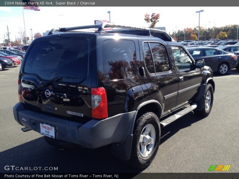 Super Black / Charcoal 2004 Nissan Xterra XE 4x4