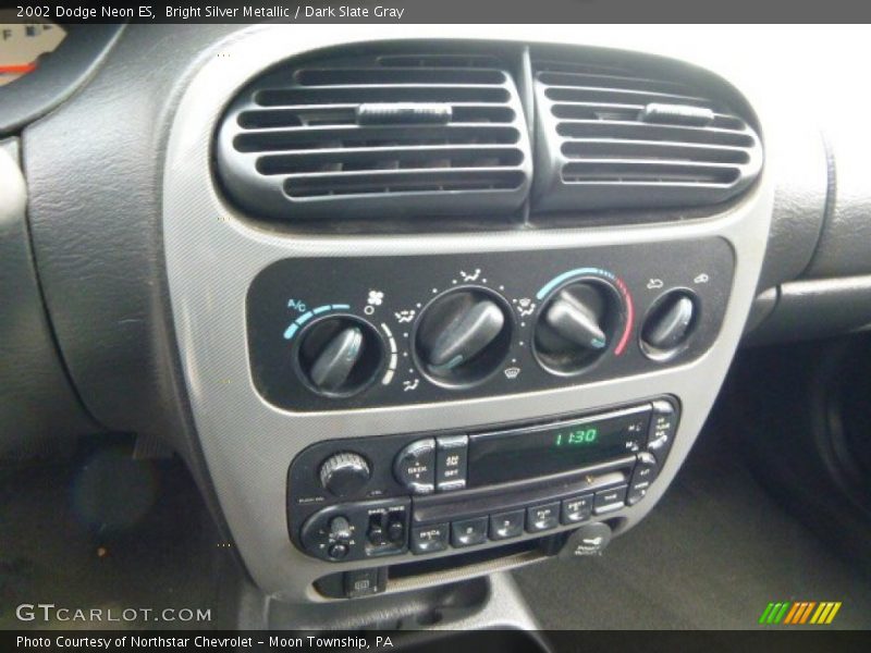 Bright Silver Metallic / Dark Slate Gray 2002 Dodge Neon ES