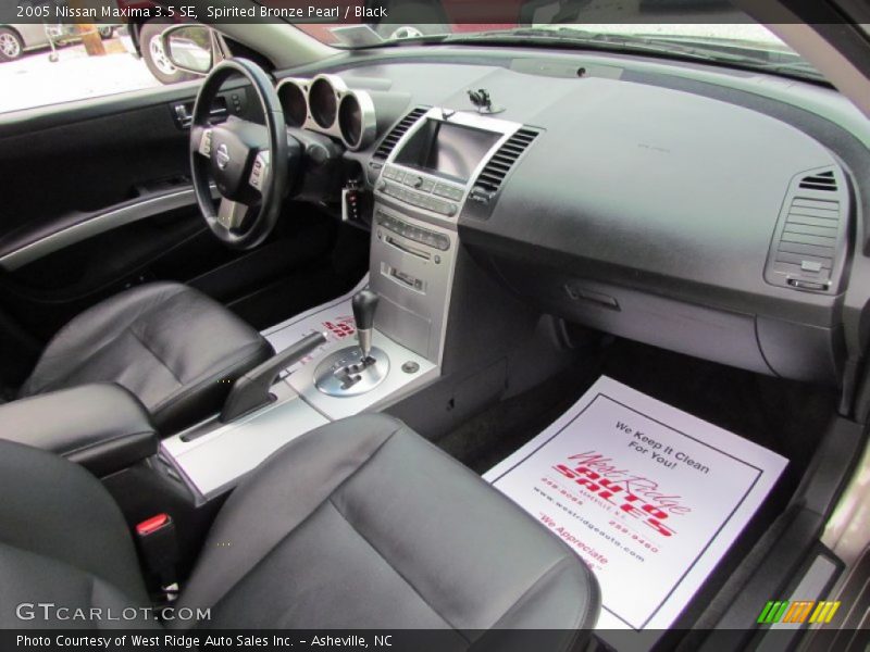 Spirited Bronze Pearl / Black 2005 Nissan Maxima 3.5 SE