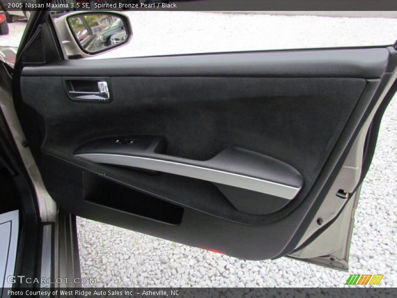 Spirited Bronze Pearl / Black 2005 Nissan Maxima 3.5 SE