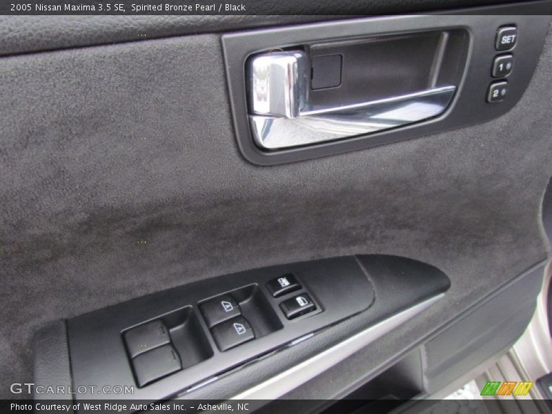 Spirited Bronze Pearl / Black 2005 Nissan Maxima 3.5 SE