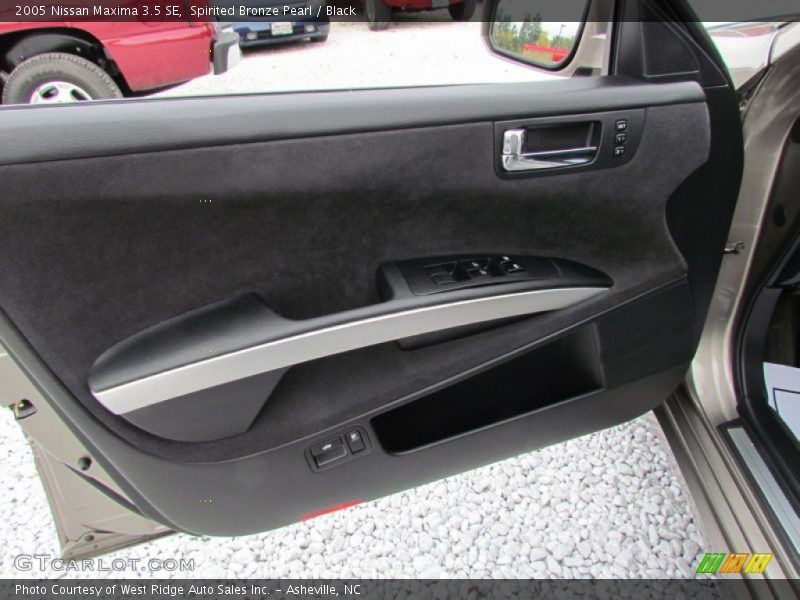 Spirited Bronze Pearl / Black 2005 Nissan Maxima 3.5 SE