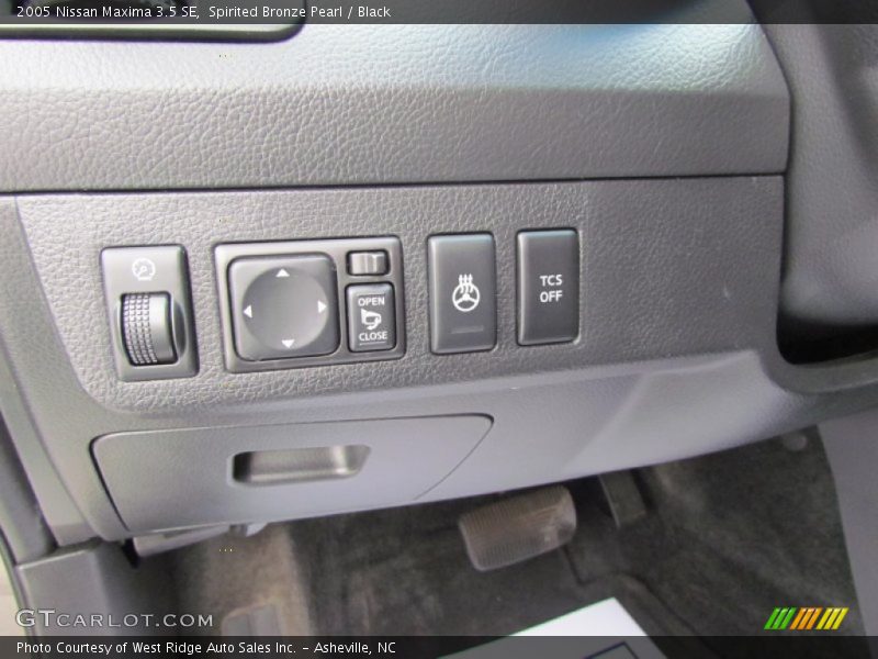 Spirited Bronze Pearl / Black 2005 Nissan Maxima 3.5 SE