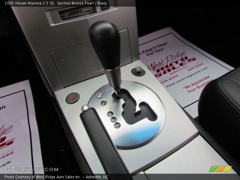 Spirited Bronze Pearl / Black 2005 Nissan Maxima 3.5 SE