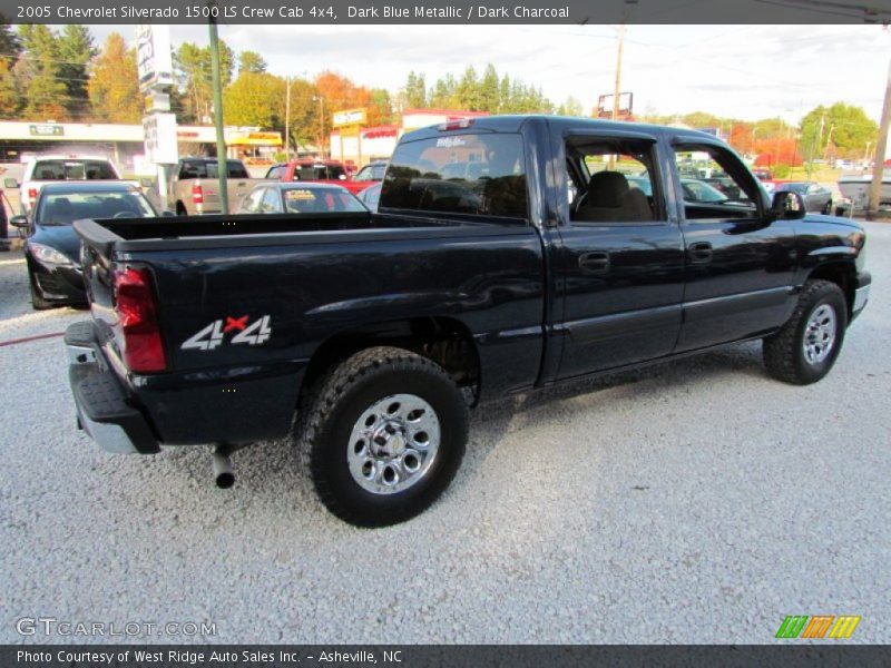 Dark Blue Metallic / Dark Charcoal 2005 Chevrolet Silverado 1500 LS Crew Cab 4x4