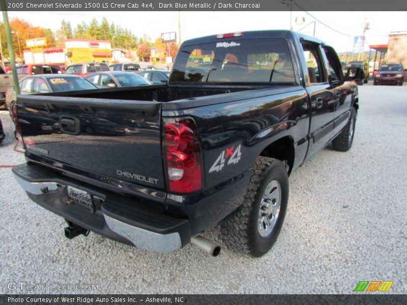 Dark Blue Metallic / Dark Charcoal 2005 Chevrolet Silverado 1500 LS Crew Cab 4x4