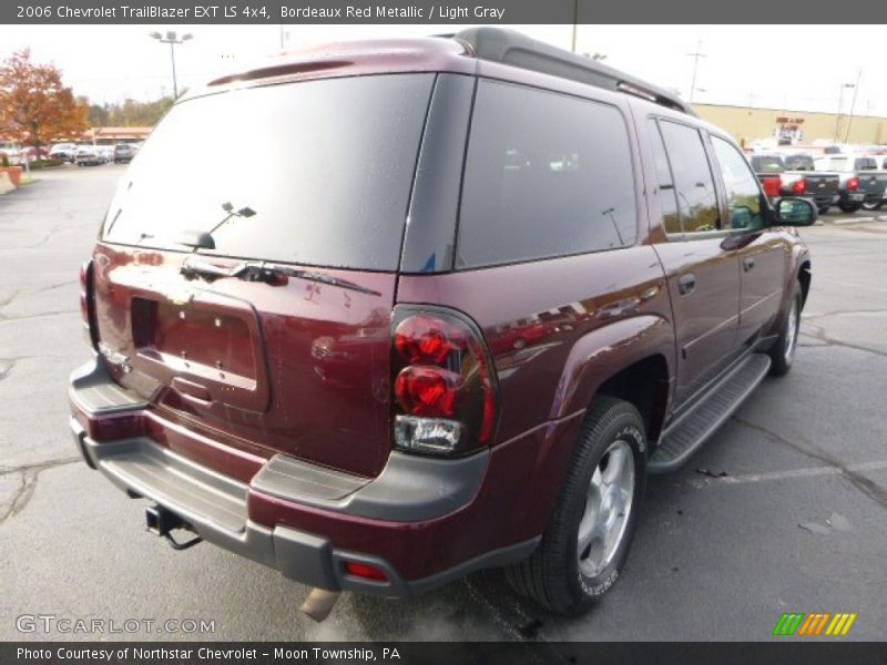 Bordeaux Red Metallic / Light Gray 2006 Chevrolet TrailBlazer EXT LS 4x4