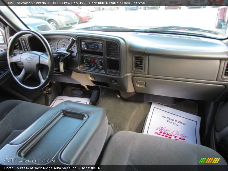 Dark Blue Metallic / Dark Charcoal 2005 Chevrolet Silverado 1500 LS Crew Cab 4x4