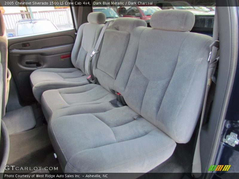 Dark Blue Metallic / Dark Charcoal 2005 Chevrolet Silverado 1500 LS Crew Cab 4x4